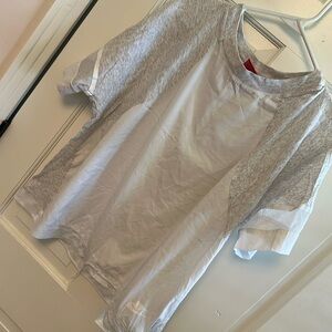 Nike short sleeve lightweight T